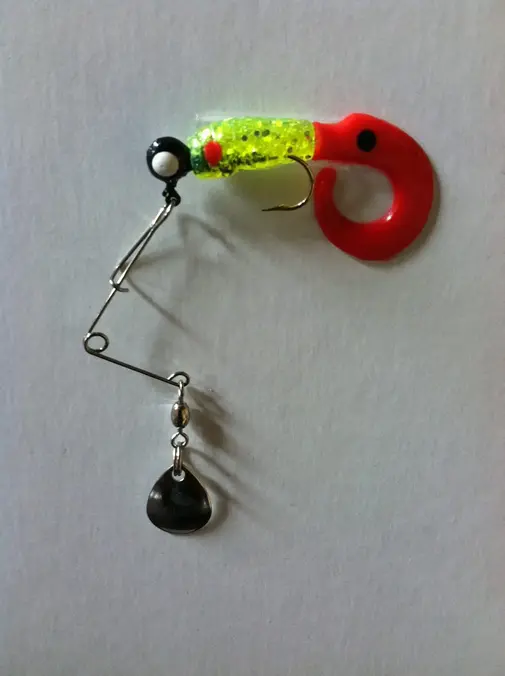 Betts Spin 1/16 Curls Chart/Rd Dot/Rd Tail